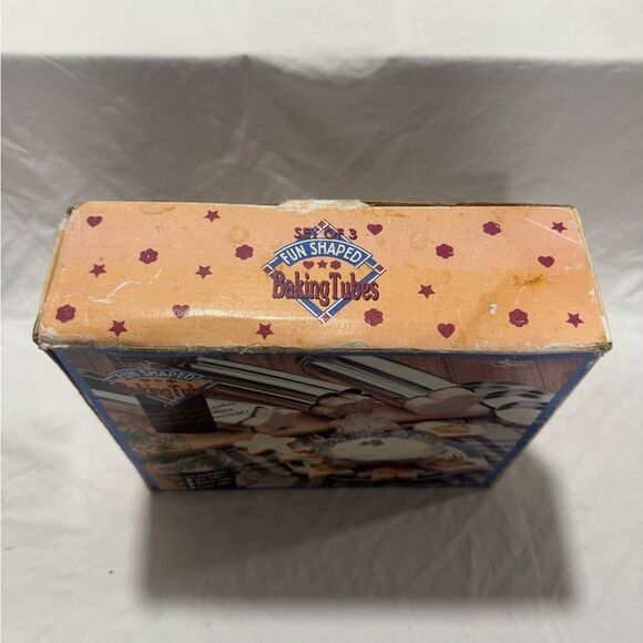 Vintage set of 3 fun shape baking tubes - Picture 5 of 13